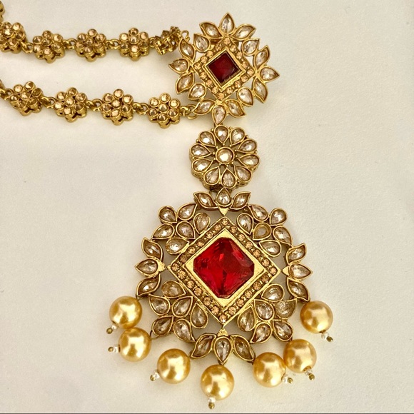Gorgeous Indian Earrings with head chain - Picture 1 of 3